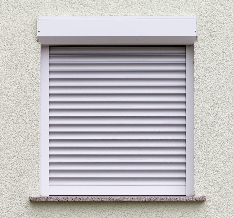 roleta biała zewnętrzna